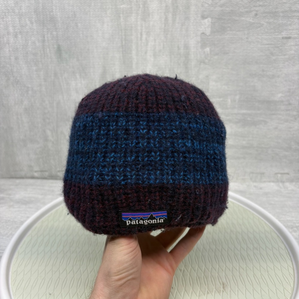 Patagonia Beanie Hat Purple Blue Striped Knit Fleece Lined Mens 29122